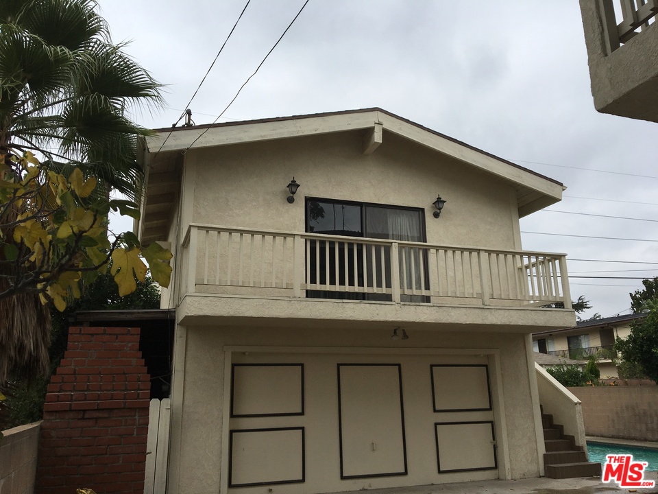 425 Wing Street Glendale, CA 91205 - Photo 2 of 40