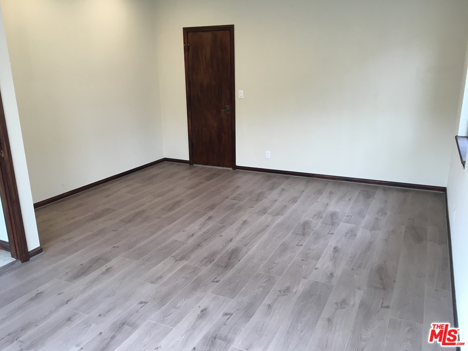 425 Wing Street Glendale, CA 91205 - Photo 12 of 40