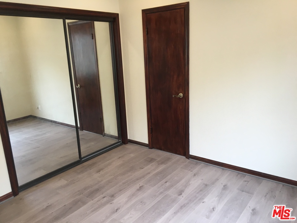 425 Wing Street Glendale, CA 91205 - Photo 14 of 40