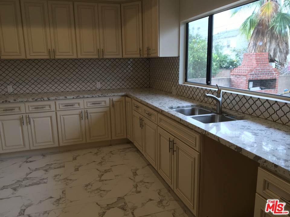 425 Wing Street Glendale, CA 91205 - Photo 20 of 40