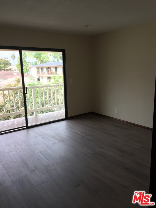 425 Wing Street Glendale, CA 91205 - Photo 28 of 40