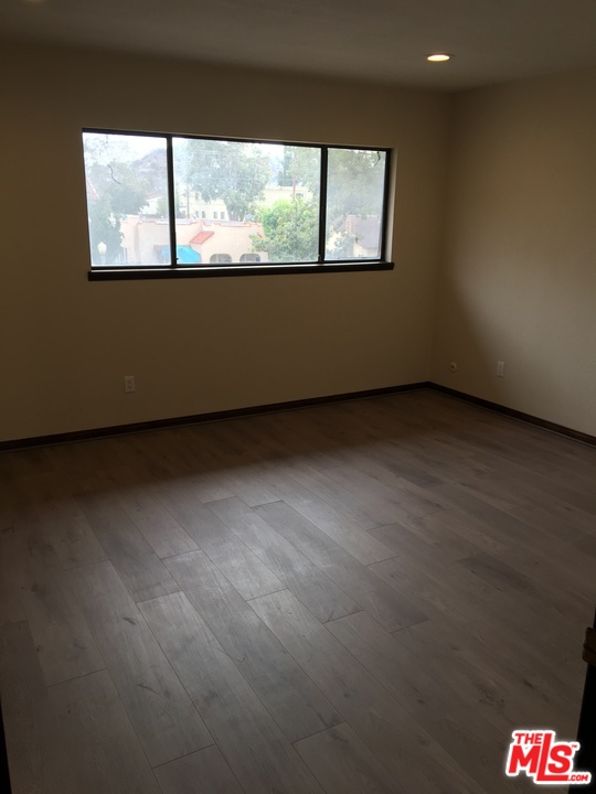 425 Wing Street Glendale, CA 91205 - Photo 37 of 40