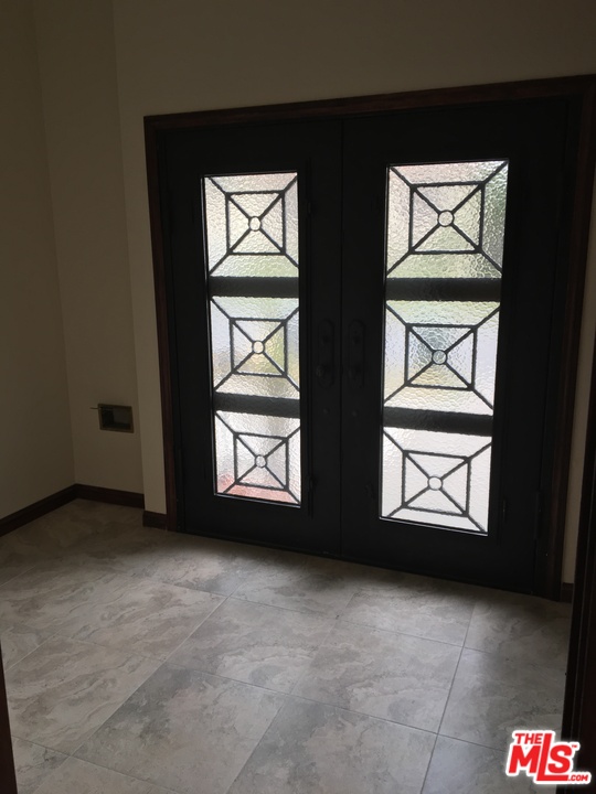 425 Wing Street Glendale, CA 91205 - Photo 6 of 40