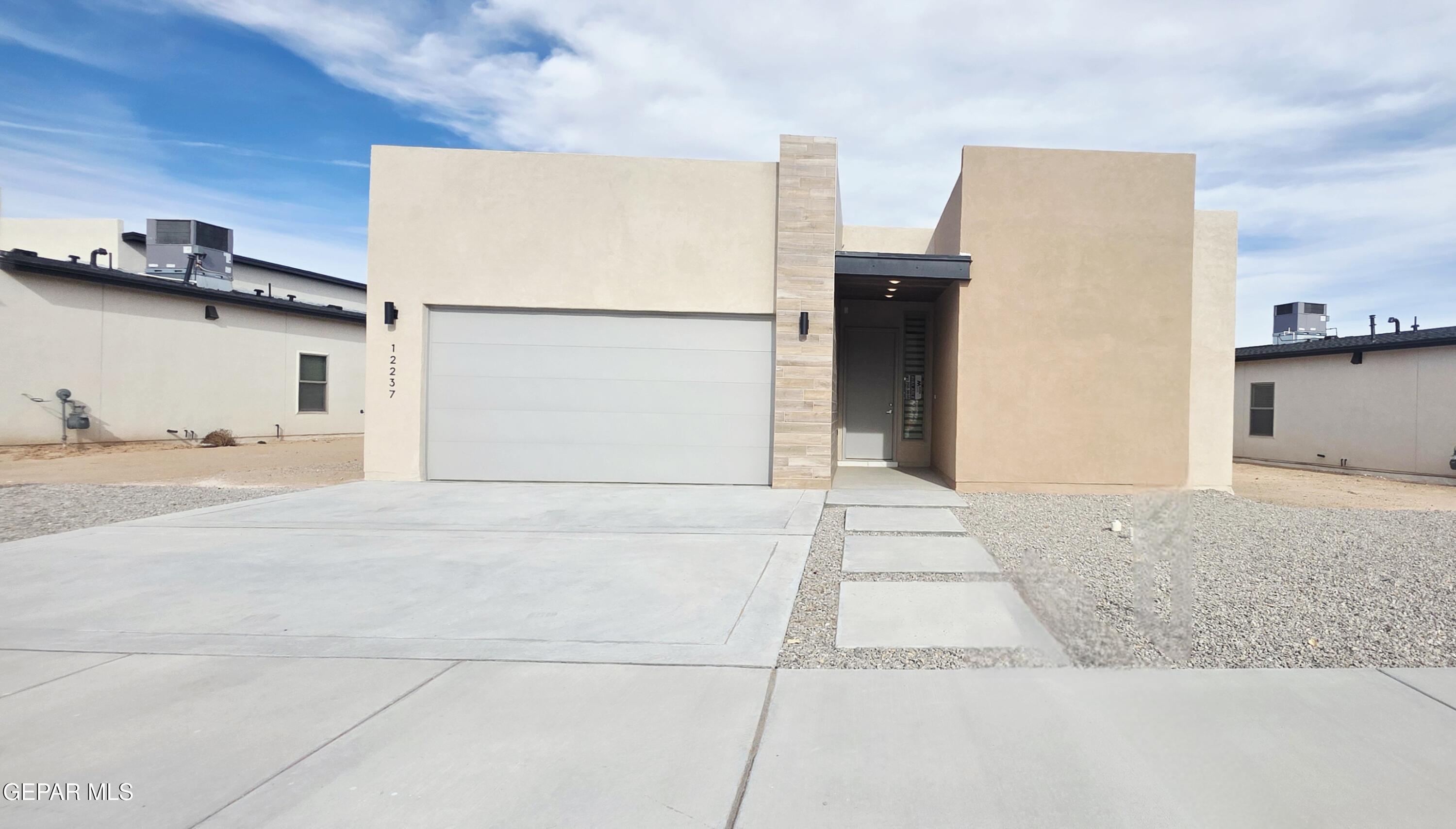 12237 Bahjat Drive El Paso, TX 79934 - Photo 1 of 25 1000112633