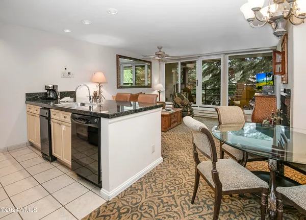 $1,137,500 | 1100 North Frontage Road West, Unit 2313, Vail, CO 81657