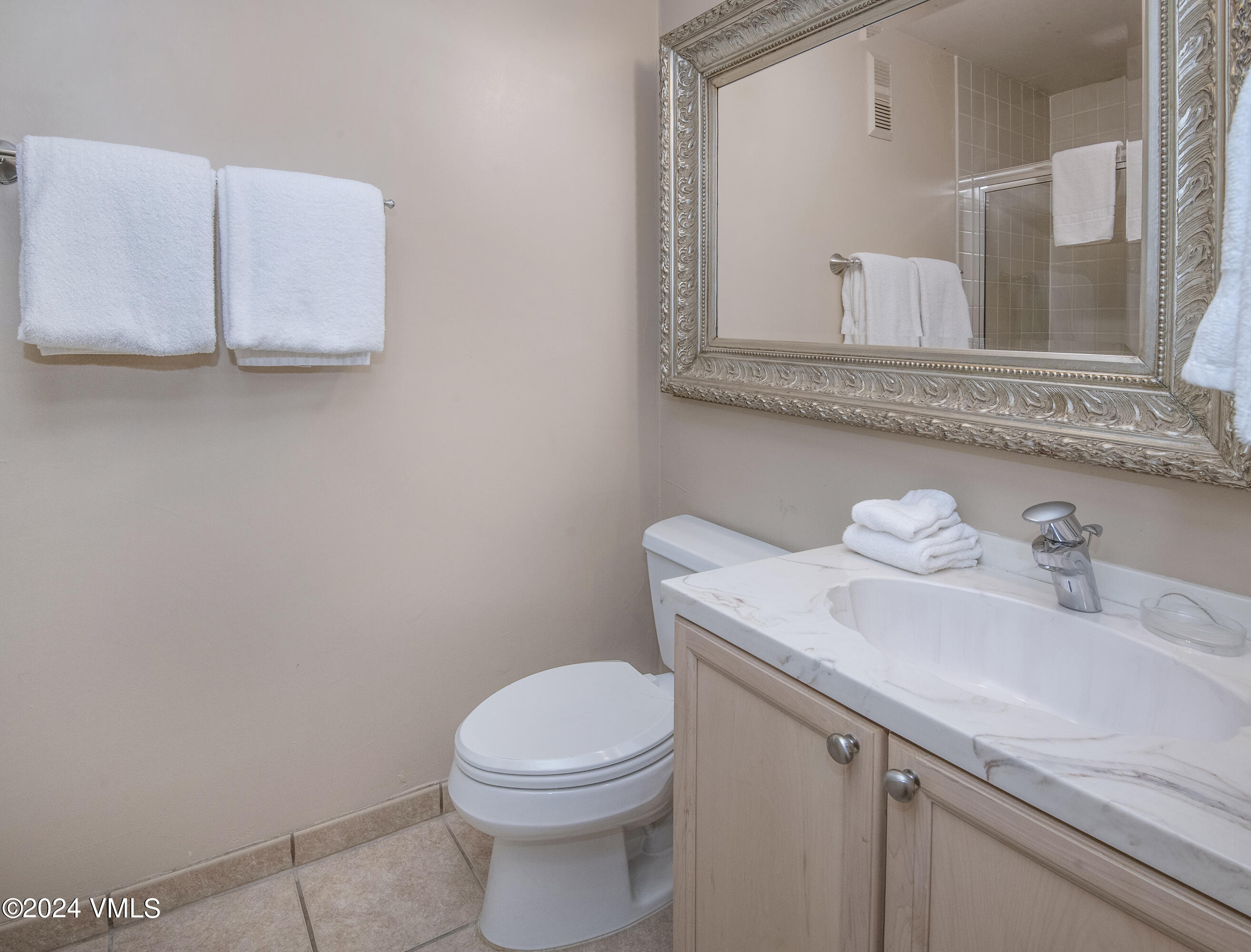 1100 North Frontage Road West, Unit 2313 Vail, CO 81657 - Photo 12 of 43 Simba-Run-2313-MLS_14