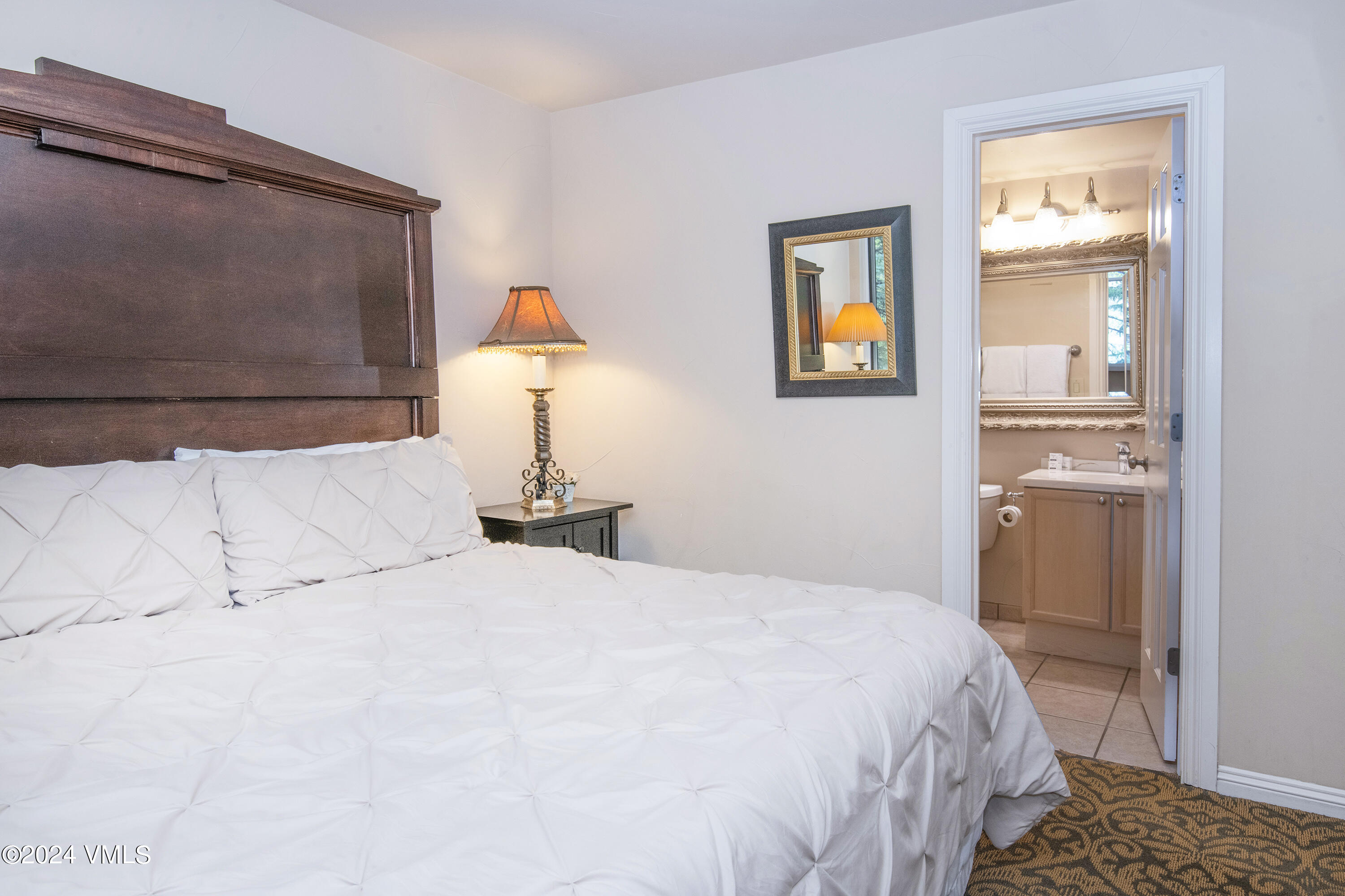 1100 North Frontage Road West, Unit 2313 Vail, CO 81657 - Photo 20 of 43 Simba-Run-2313-MLS_22