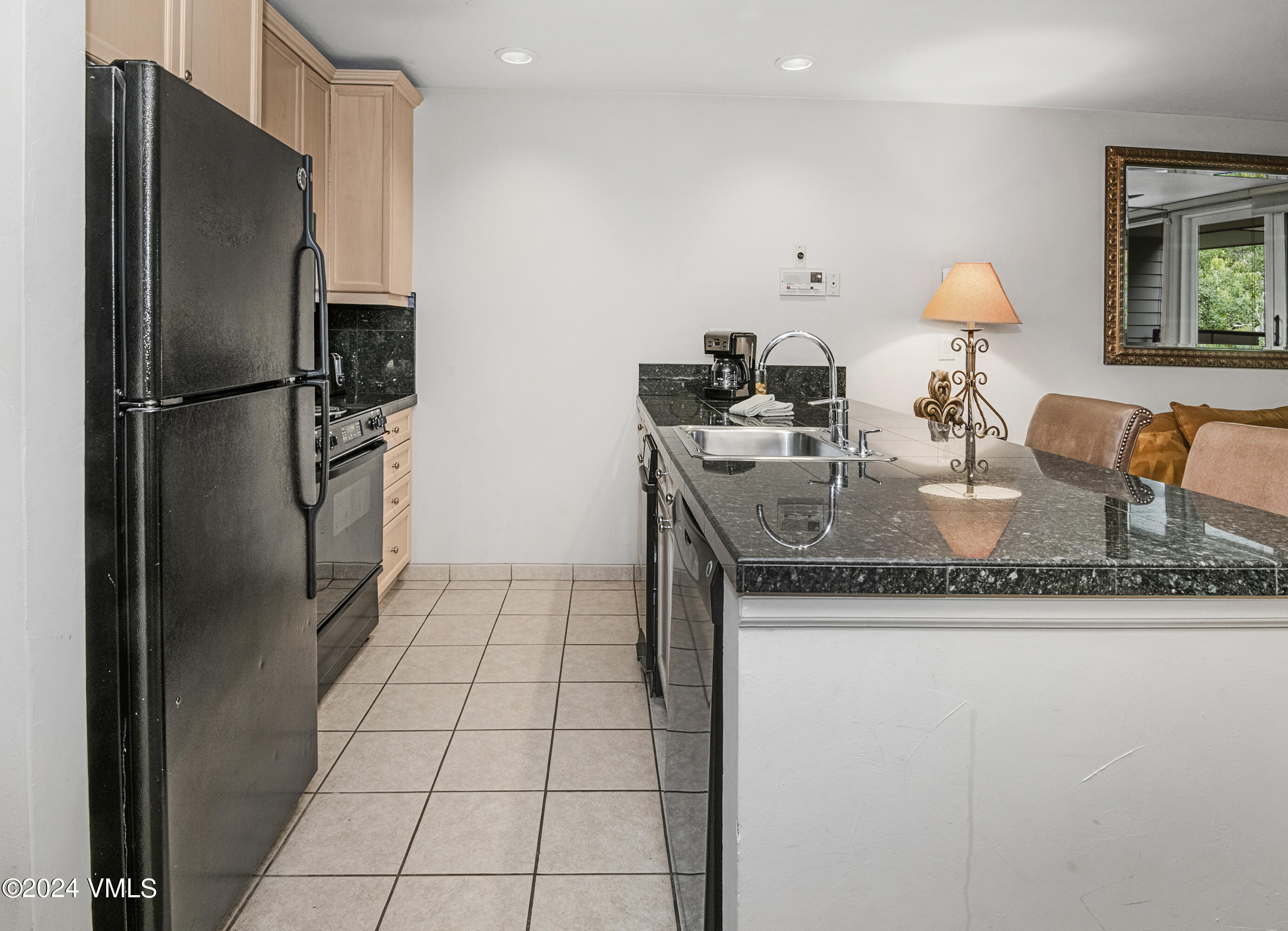 1100 North Frontage Road West, Unit 2313 Vail, CO 81657 - Photo 3 of 43 Simba-Run-2313-MLS_05