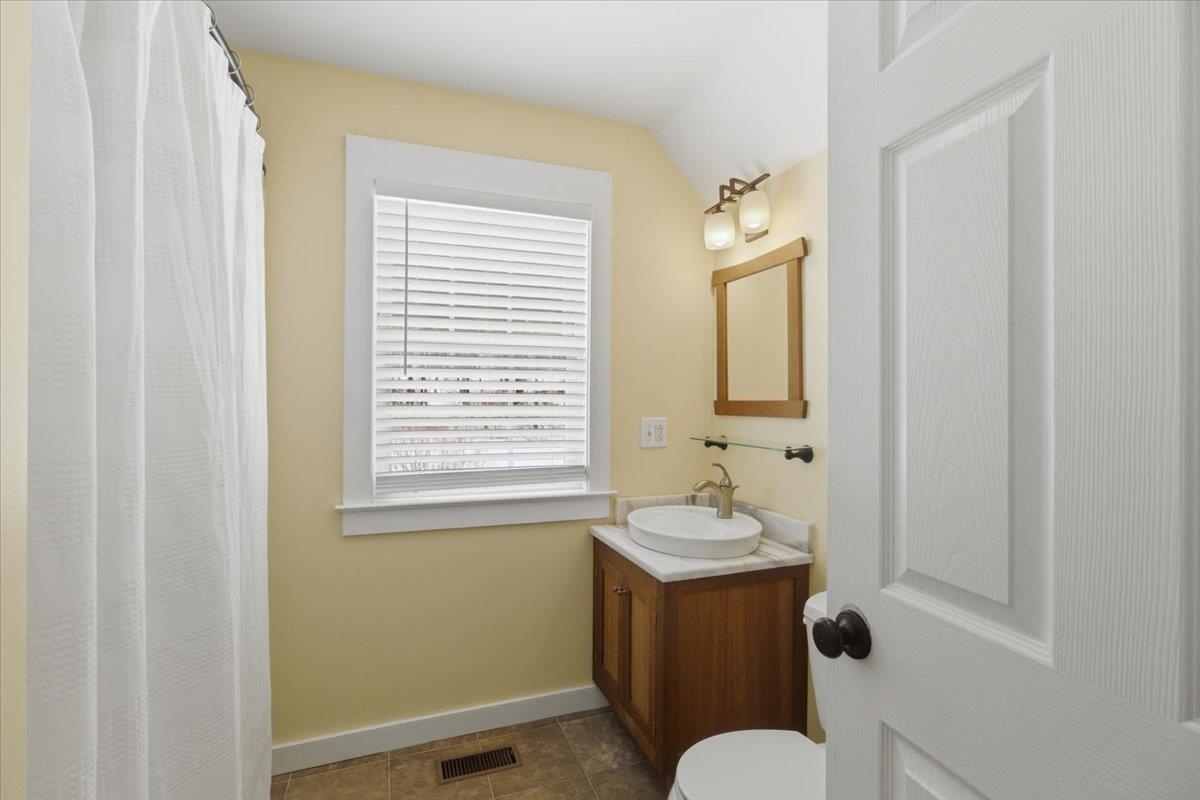 269 Old Depot Road Arlington, VT 05250 - Photo 27 of 42