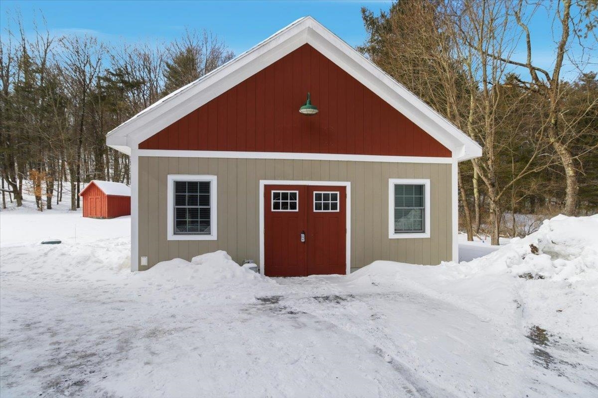 269 Old Depot Road Arlington, VT 05250 - Photo 7 of 42