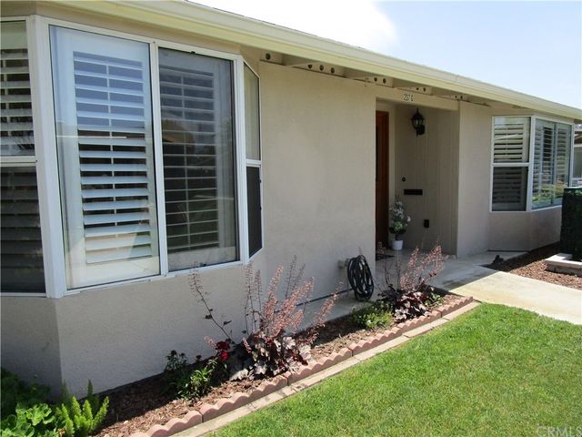 $300,000 | 1121 Northwood Road, Unit 237G, Seal Beach, CA 90740
