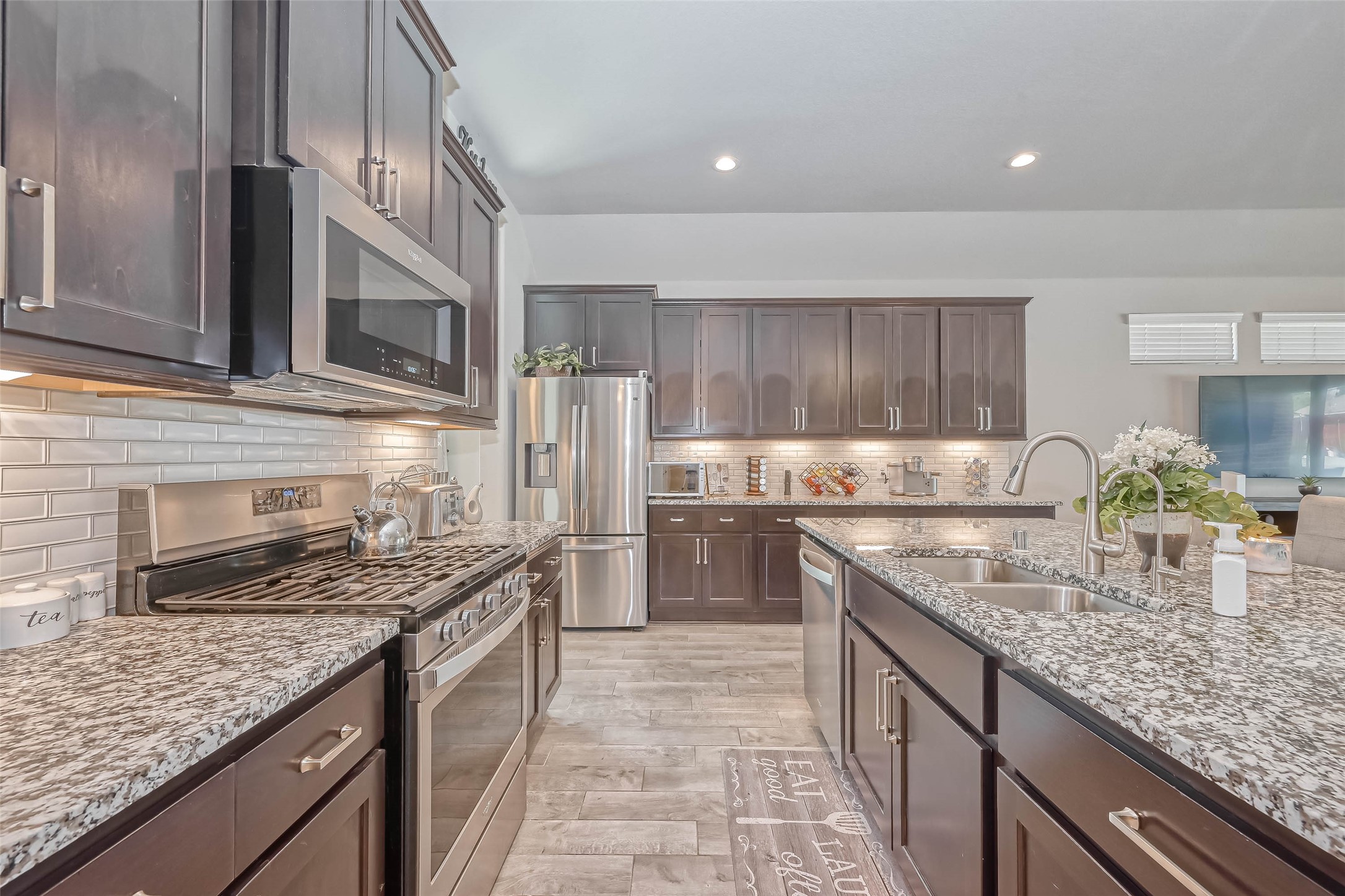 5826 Euclid Loop Rosenberg, TX 77469 - Photo 14 of 48