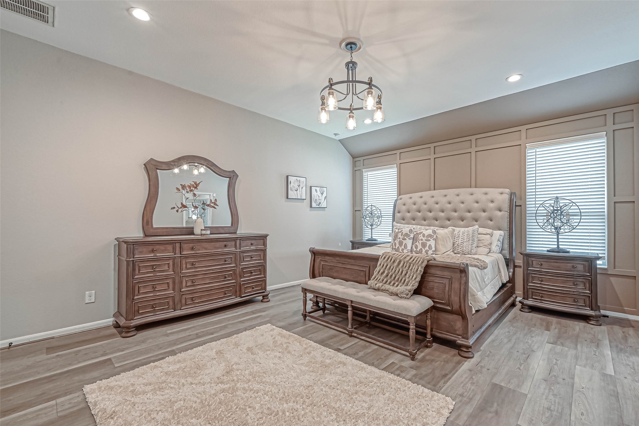 5826 Euclid Loop Rosenberg, TX 77469 - Photo 24 of 48 Primary Bedroom