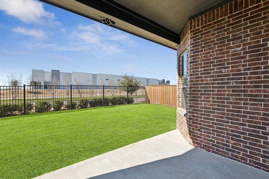 1366 Chisos Way Forney, TX 75126 - Photo 27 of 38 a view of a back yard