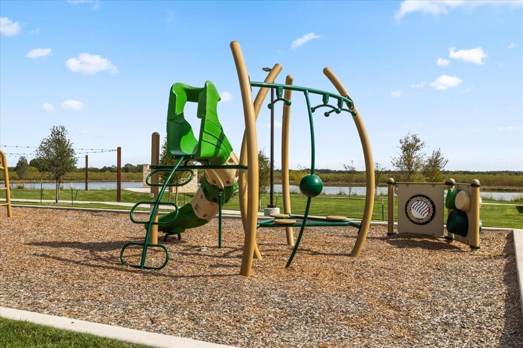 1366 Chisos Way Forney, TX 75126 - Photo 33 of 38 a view of a park