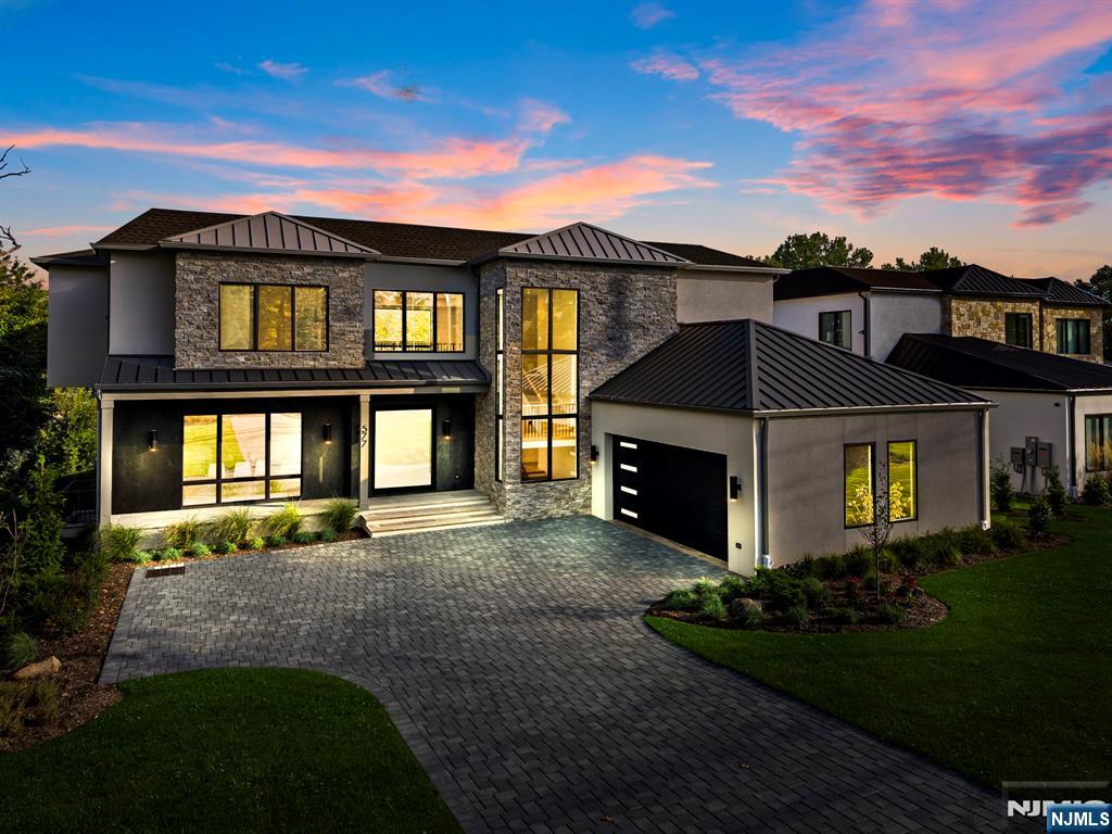 577 Floyd Street Englewood Cliffs, NJ 07632 - Photo 1 of 50