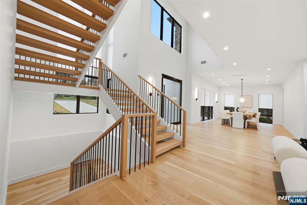 577 Floyd Street Englewood Cliffs, NJ 07632 - Photo 11 of 50