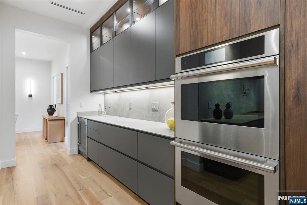 577 Floyd Street Englewood Cliffs, NJ 07632 - Photo 16 of 50