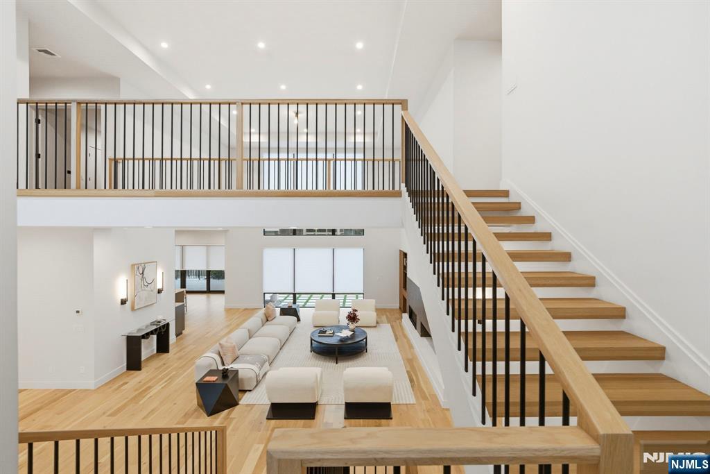 577 Floyd Street Englewood Cliffs, NJ 07632 - Photo 23 of 50