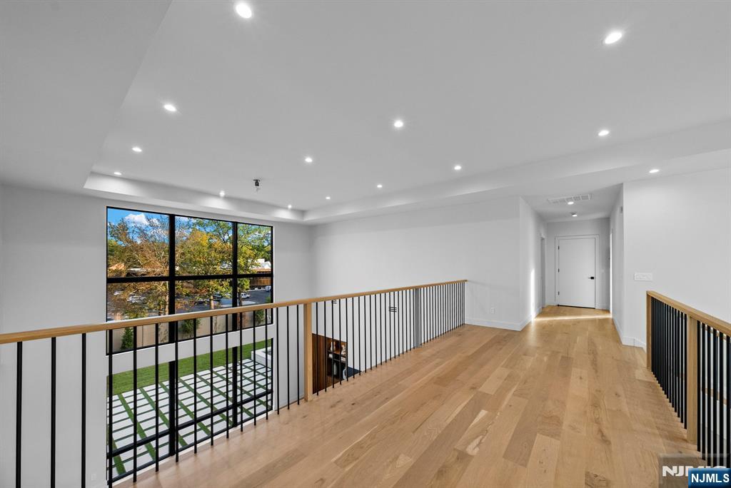 577 Floyd Street Englewood Cliffs, NJ 07632 - Photo 23 of 50