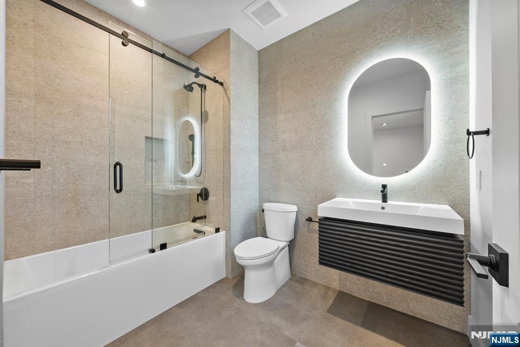 577 Floyd Street Englewood Cliffs, NJ 07632 - Photo 42 of 50