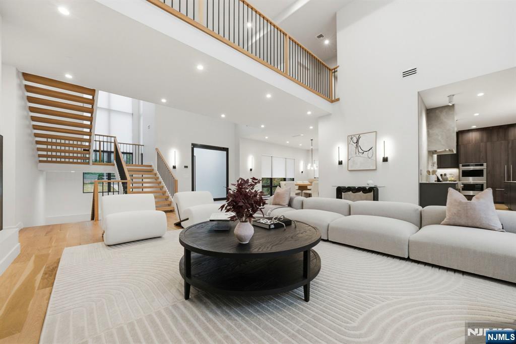 577 Floyd Street Englewood Cliffs, NJ 07632 - Photo 9 of 50