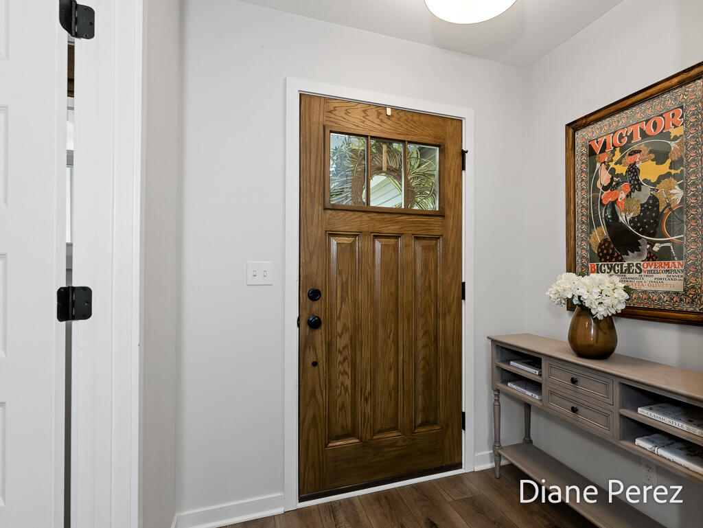 1624 Harding Street Holland, MI 49423 - Photo 12 of 42 Harding HM Door