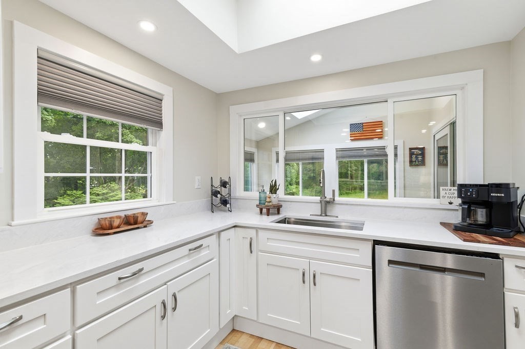254 Winter Street Hanover, MA 02339 - Photo 10 of 40