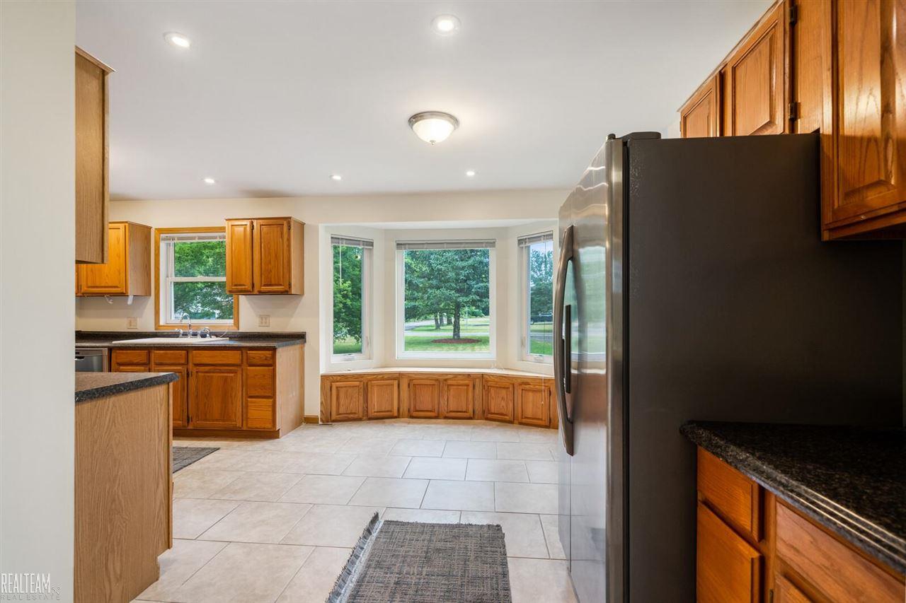 4704 Rohr Road Clarkston, MI 48348 - Photo 9 of 32 50081721-8.JPG
