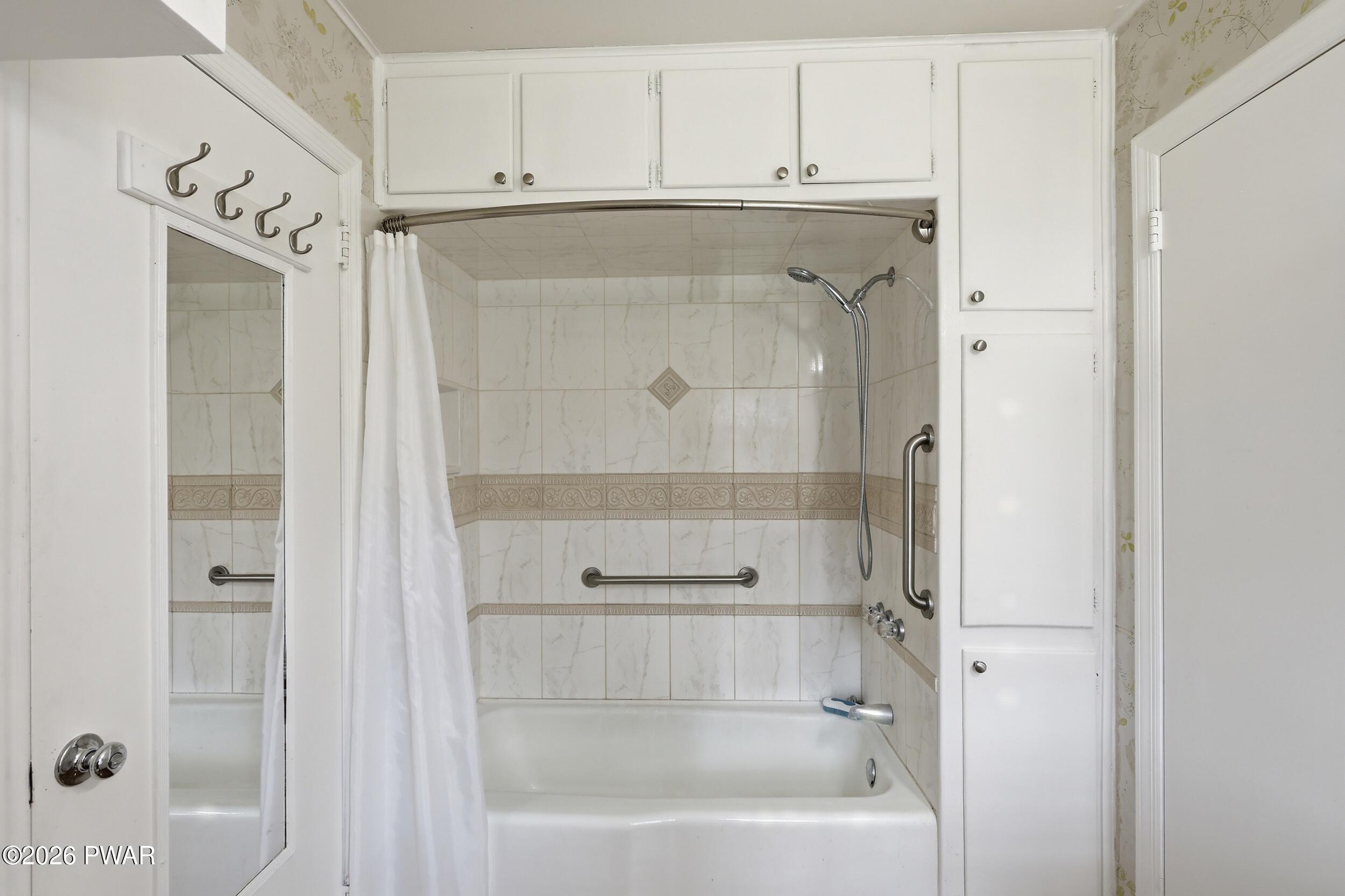 489 Calkins Road Milanville, PA 18443 - Photo 16 of 84 Bathroom