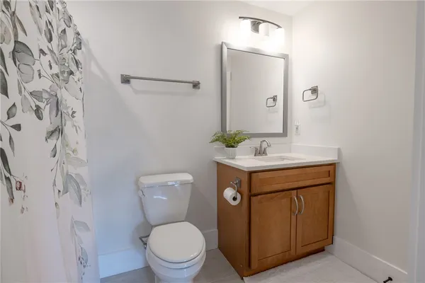 $1,150,000 | 113 South Oak Pointe Drive, Seneca, SC 29672