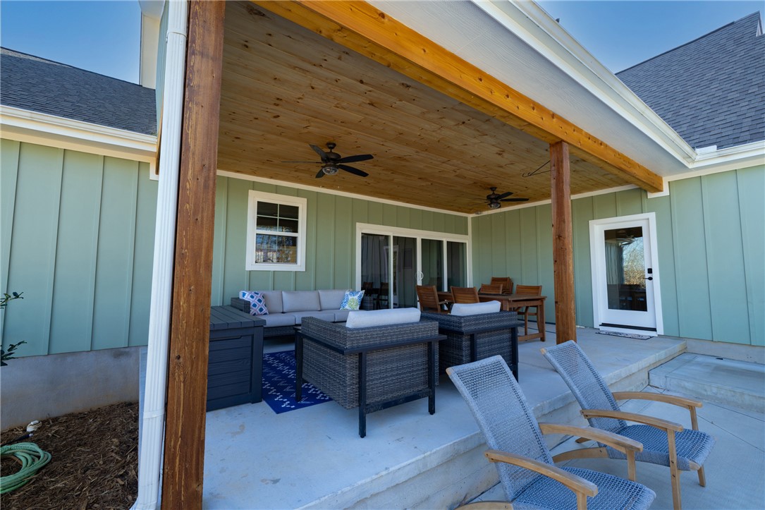 113 South Oak Pointe Drive Seneca, SC 29672 - Photo 36 of 50 This inviting patio area offers ample space for outdoor relaxation and entertainment.