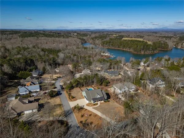 $1,150,000 | 113 South Oak Pointe Drive, Seneca, SC 29672