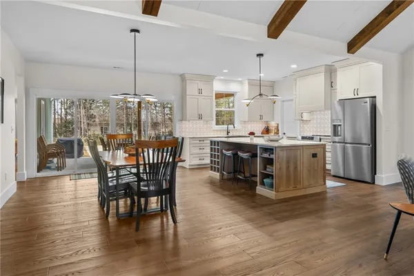 $1,150,000 | 113 South Oak Pointe Drive, Seneca, SC 29672