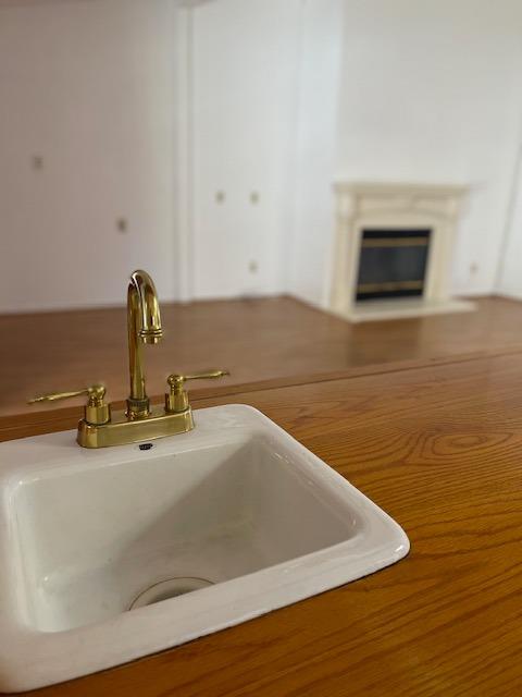 1712 Poppy Meadow Court Coalinga, CA 93210 - Photo 12 of 30 a view of a room with wooden floor