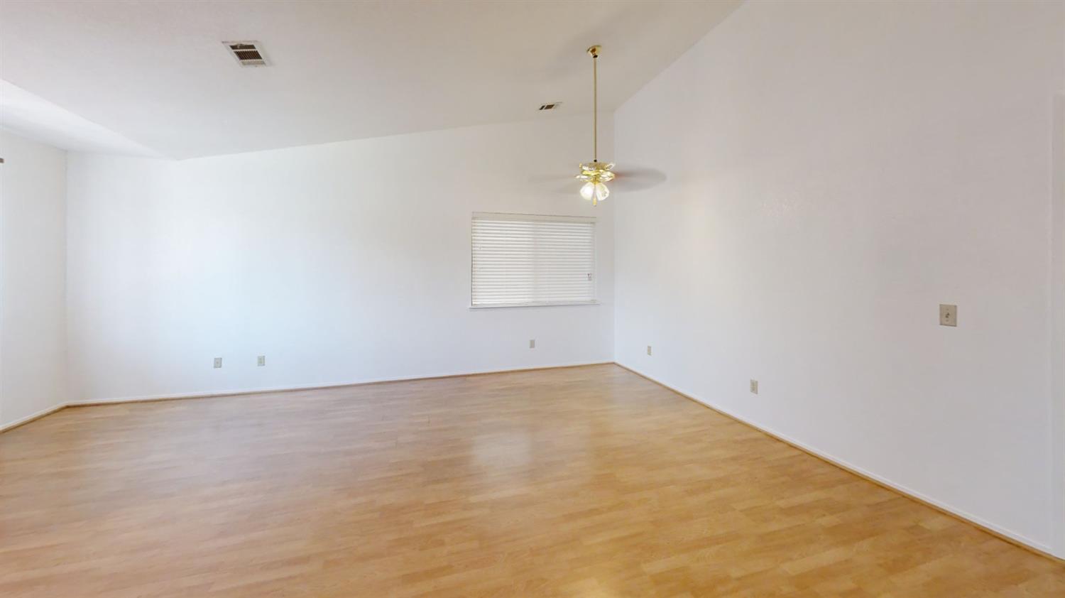 1712 Poppy Meadow Court Coalinga, CA 93210 - Photo 4 of 30 a view of an empty room