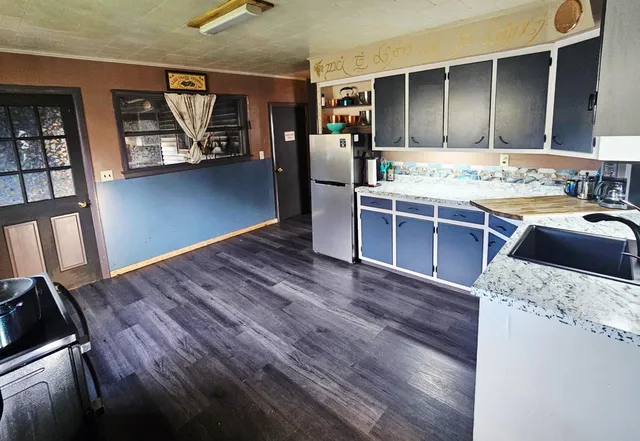 $179,900 | 10 Spruce Street, East Millinocket, ME 04430