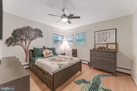 $799,000 | 10400 Crestmoor Drive, Silver Spring, MD 20901