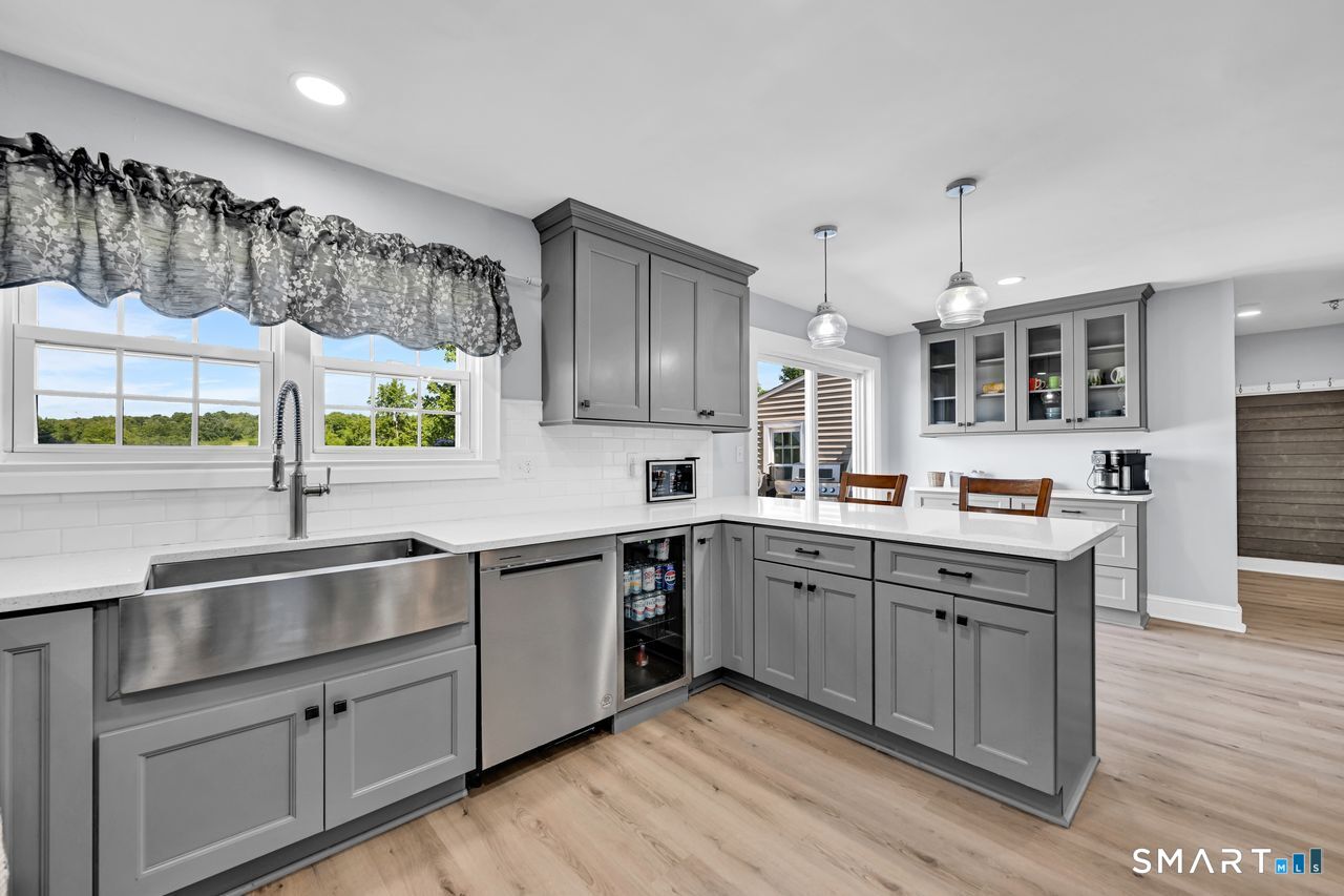 10 Carmel Hill Road South Bethlehem, CT 06751 - Photo 6 of 38