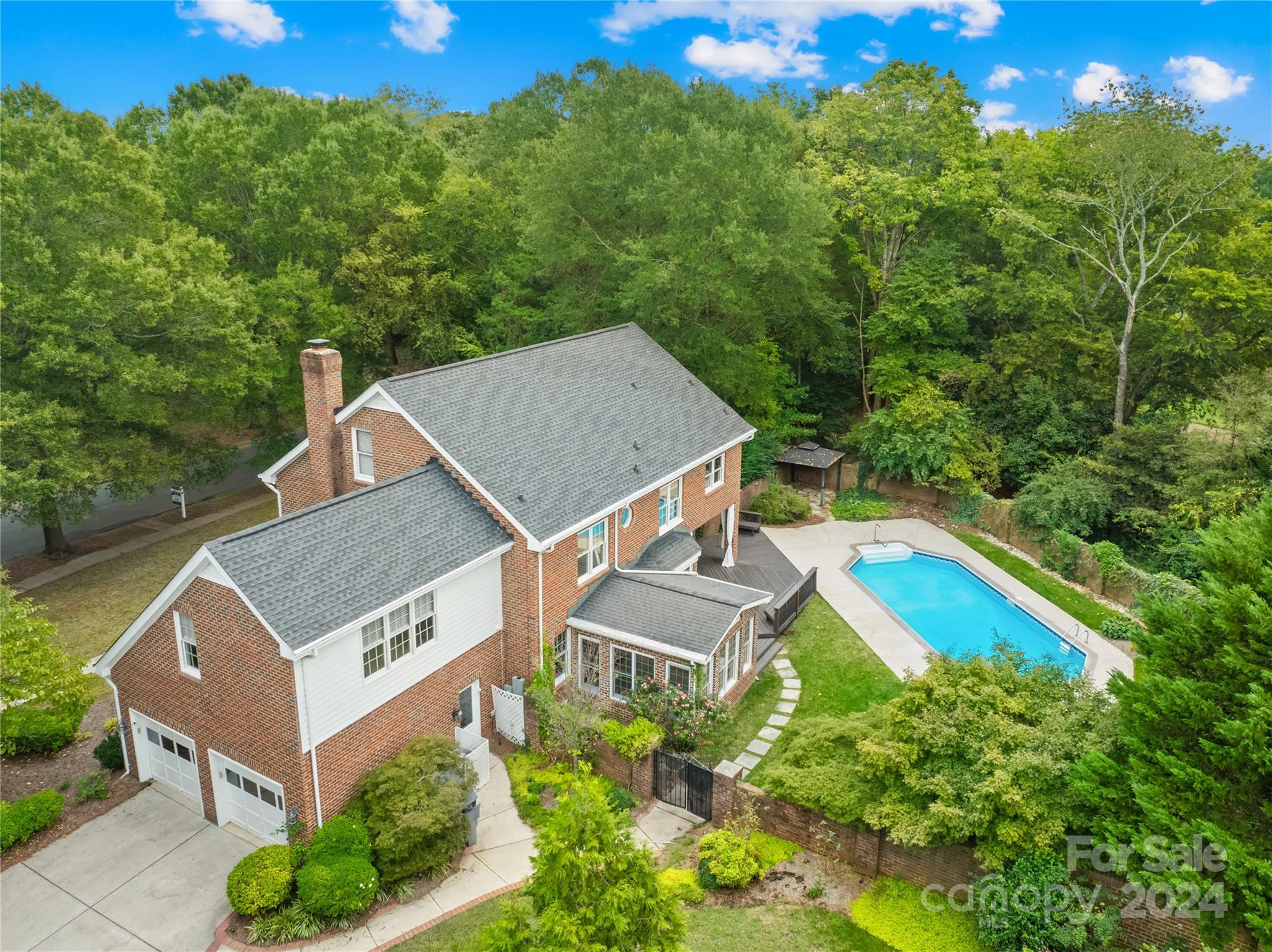 4033 Quail View Road Charlotte, NC 28226 - Photo 4 of 48 Gallery Image 4