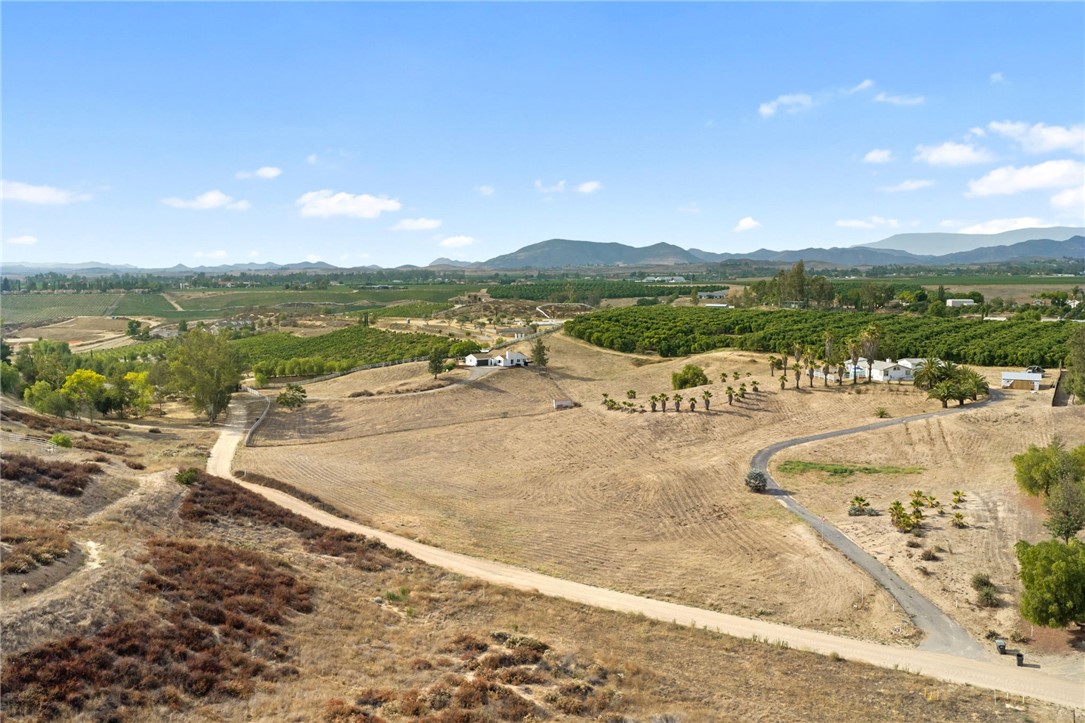 40752 Los Amantes Road Temecula, CA 92592 - Photo 58 of 64