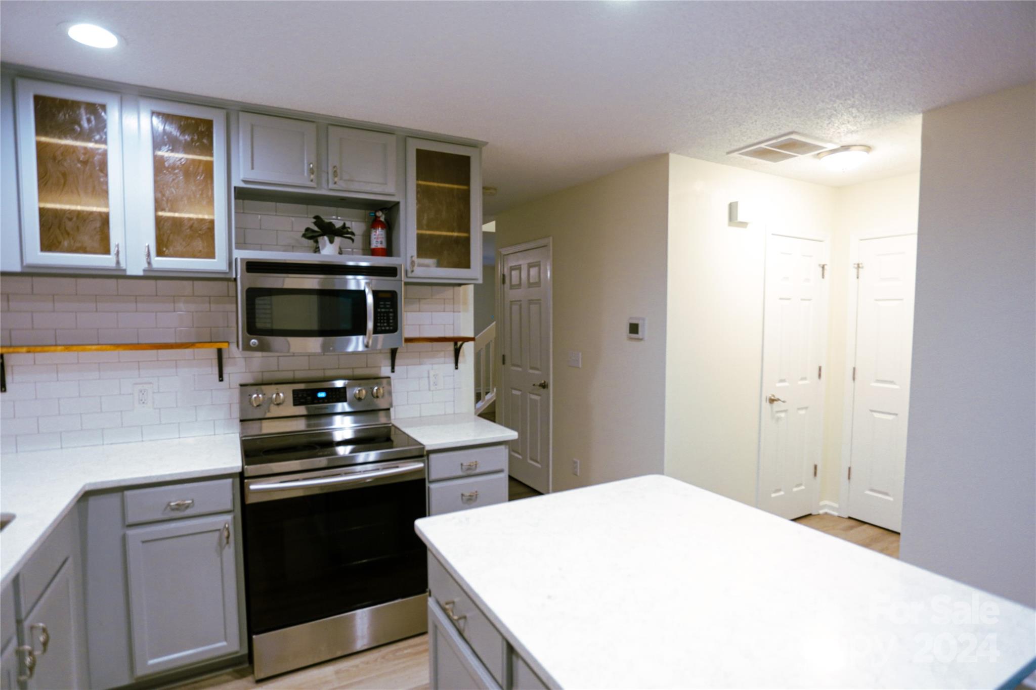 130 Rhett Court Fort Mill, SC 29715 - Photo 2 of 20 Gallery Image 2