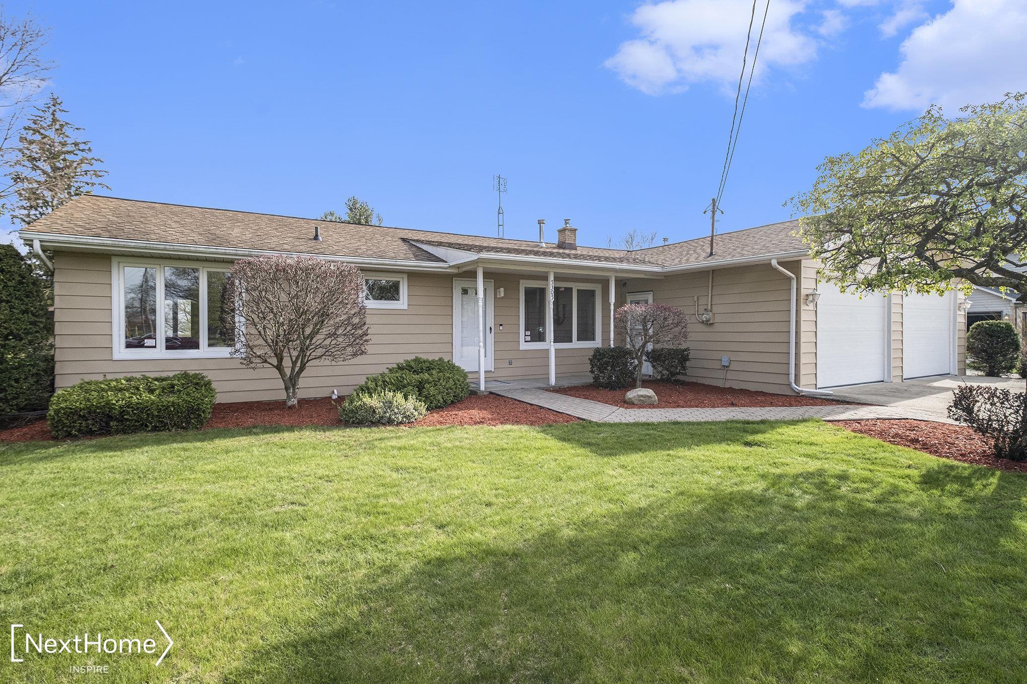 5305 Farrand Road Clio, MI 48420 - Photo 4 of 33 50139662-41420b08-e3de-4367-a15d-3595fb640b5b.JPG