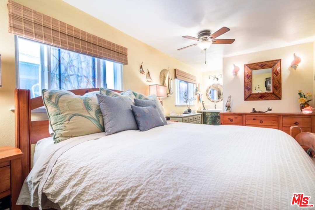 6967 Trolleyway South Playa del Rey, CA 90293 - Photo 15 of 35 Gallery Image 15