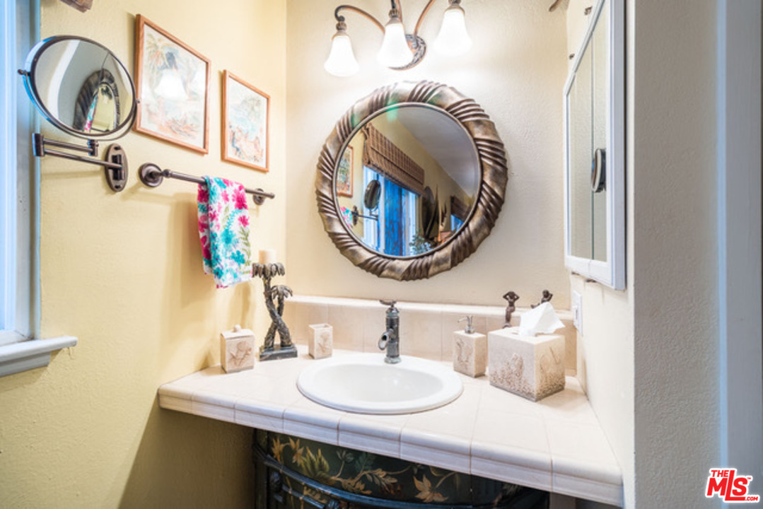 6967 Trolleyway South Playa del Rey, CA 90293 - Photo 16 of 35 Gallery Image 16