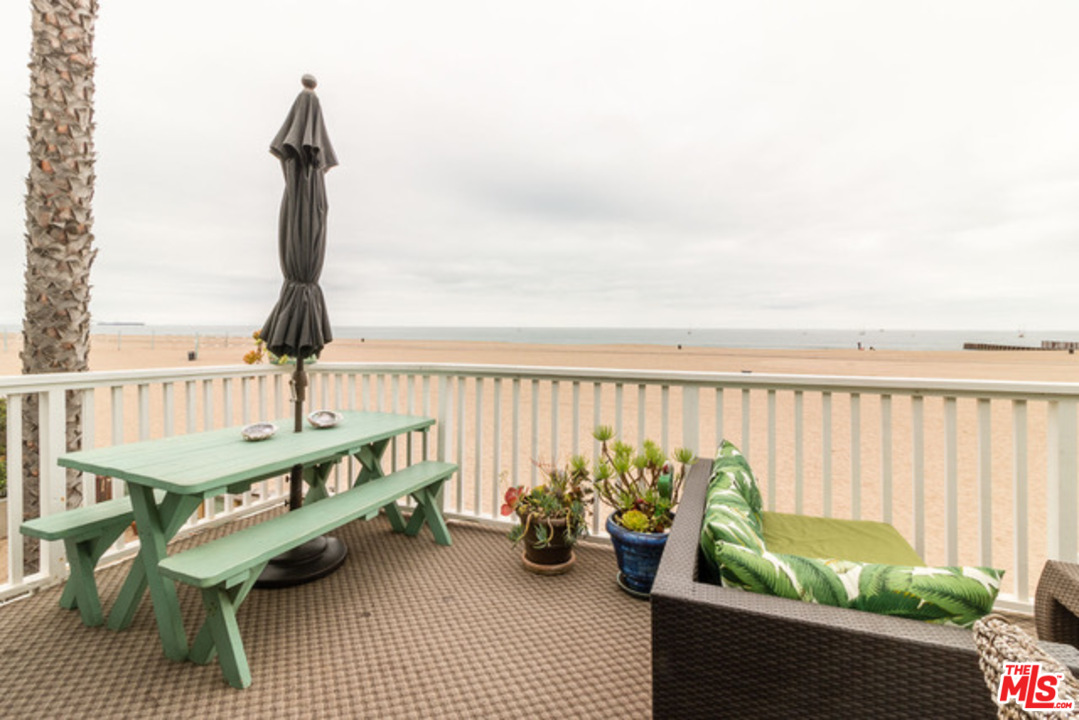 6967 Trolleyway South Playa del Rey, CA 90293 - Photo 19 of 35 Gallery Image 19