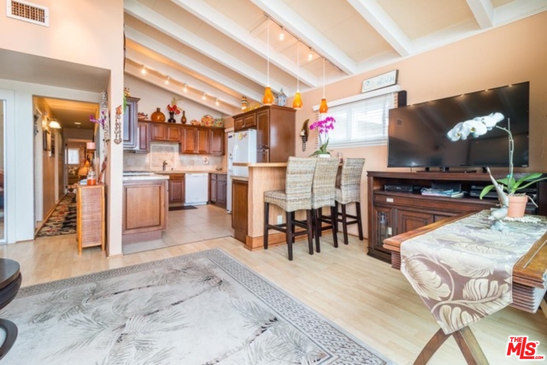 6967 Trolleyway South Playa del Rey, CA 90293 - Photo 23 of 35 Gallery Image 23