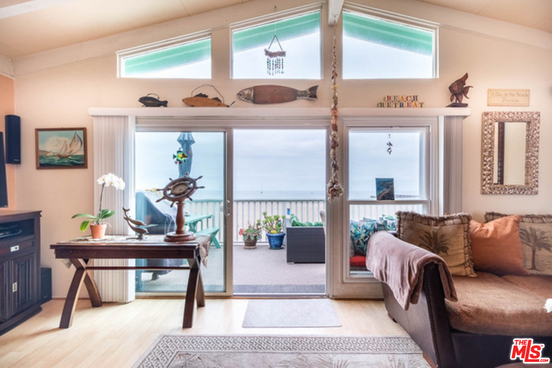 6967 Trolleyway South Playa del Rey, CA 90293 - Photo 26 of 35 Gallery Image 26