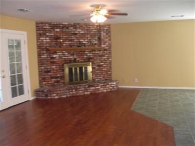 1425 West Flora Avenue Reedley, CA 93654 - Photo 10 of 48 Living room, Fireplace.
