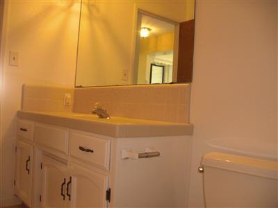 1425 West Flora Avenue Reedley, CA 93654 - Photo 16 of 48 Gallery Image 16